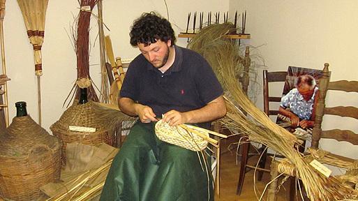 Festa del sarello: l’intreccio delle erbe palustri del Padule di Fucecchio