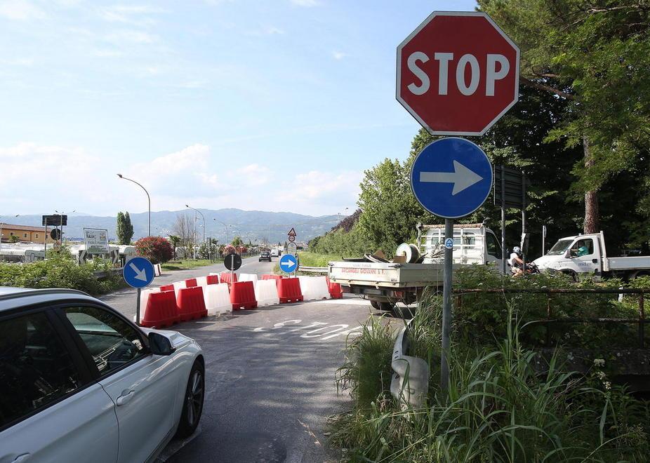 Cambia l’incrocio sul vialone del Melani 