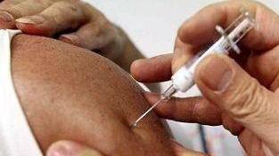 Vaccini ed anziani: in calo le adesioni