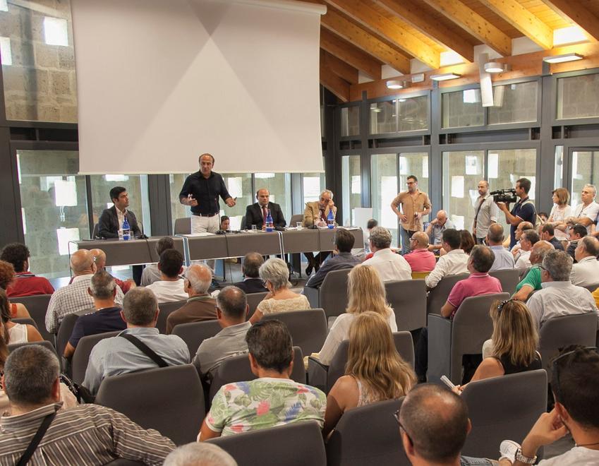 Caso Ryanair, i sindaci alla Regione: è l’ora di decidere 