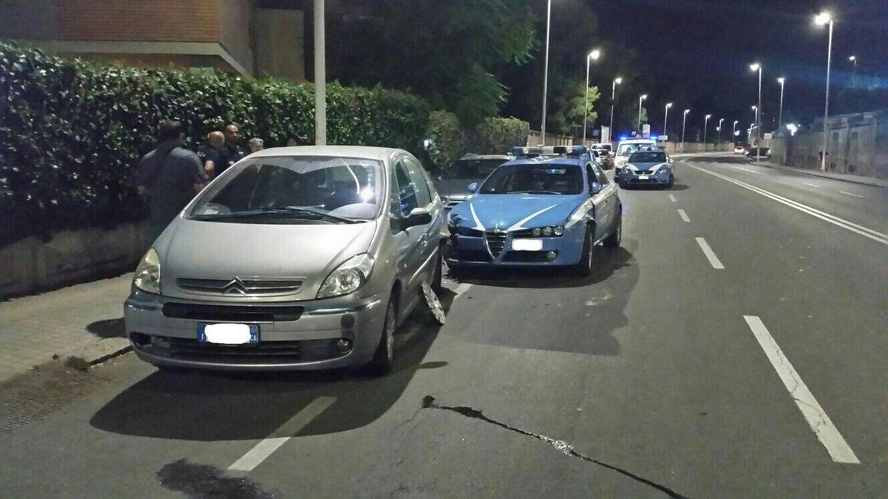 Cagliari, auto della polizia speronata da un automoblista ubriaco