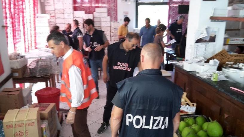 Servizio di catering abusivo e lavoratori a nero, 13mila euro di multa