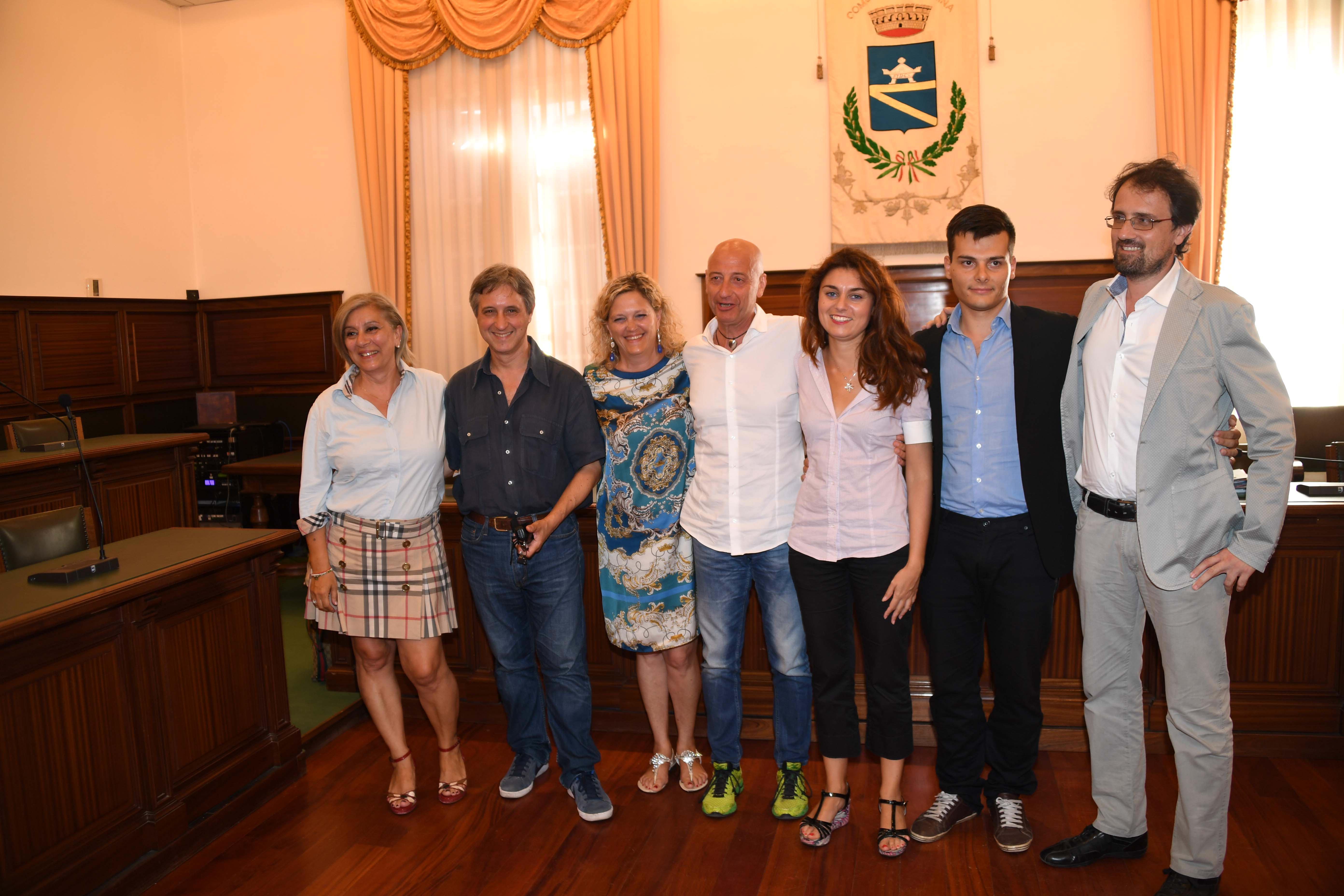 La giunta di Cascina (alla presentazione mancava l'assessore Rollo)