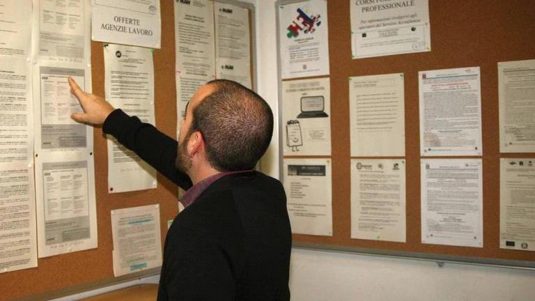 Centro per l’impiego, 11 operatori a rischio