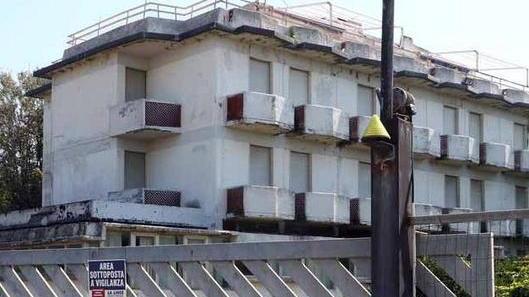 Un’altra estate con metà hotel chiusi