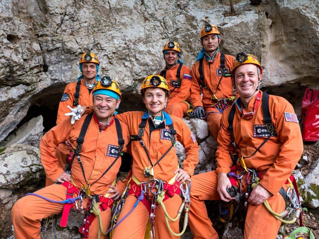 Gli astronauti che hanno partecipato alla missione (foto Esa)