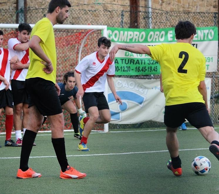 Tornei di calcio a 5 e a 7, selezioni a suon di gol 