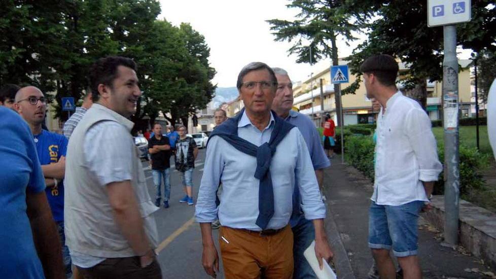Carrarese, la partita delle quote sociali