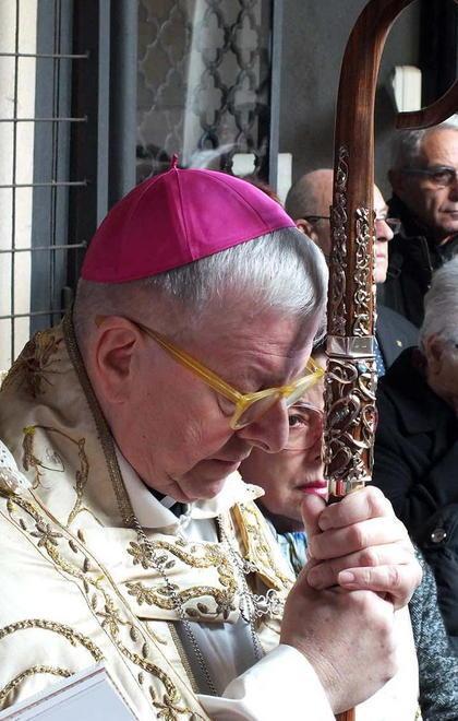 Niente messa al monastero La polemica torna al mittente 