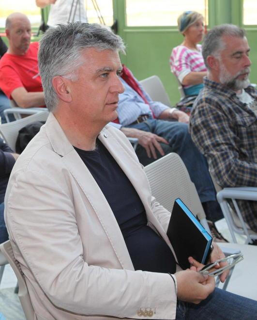 Mallegni torna alla carica «Vendo i parcheggi ai balneari»