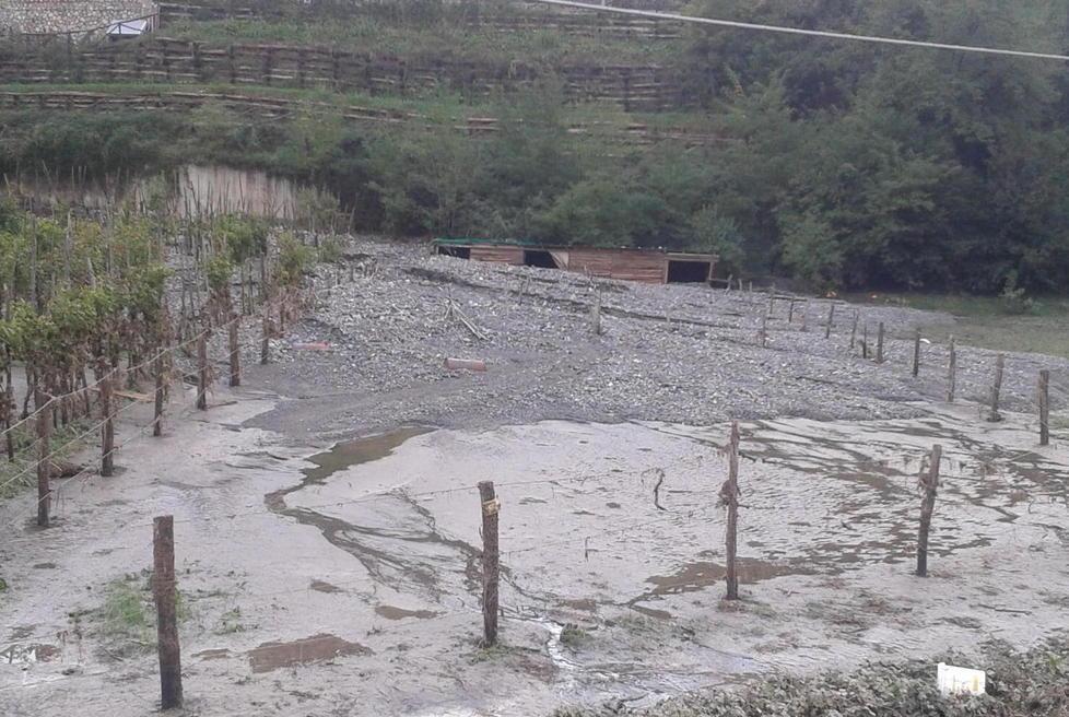 Lavori sulle strade per riparare i danni dell’alluvione 2013