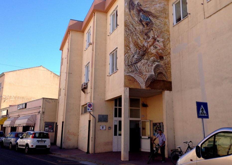 Personale esterno in biblioteca, scatta la protesta 