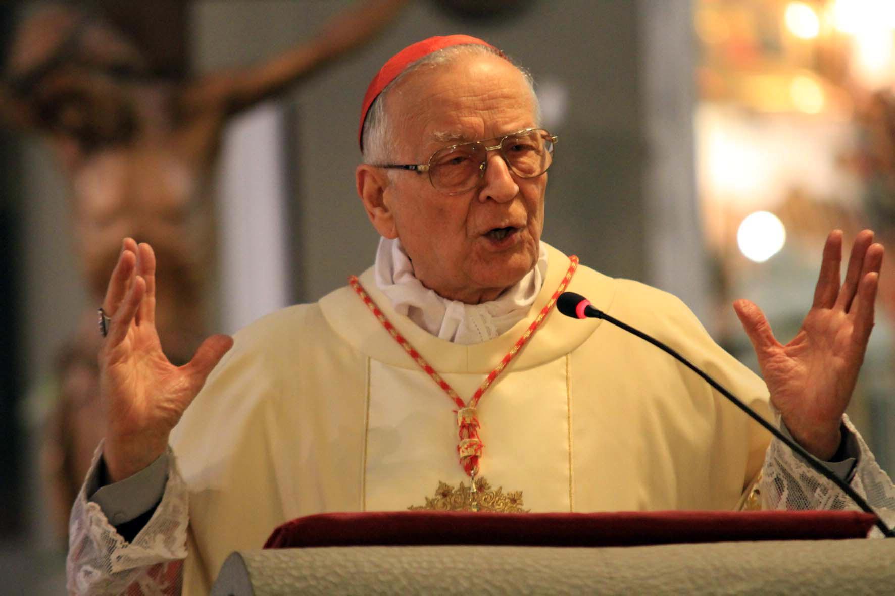 Un'immagine recente del cardinale Silvano Piovanelli
