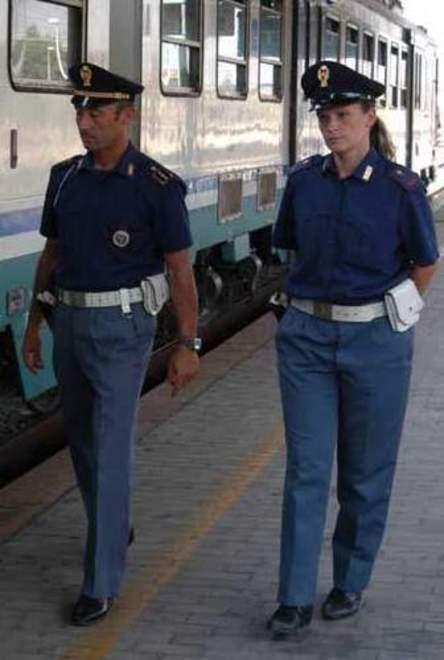Entrano a rubare in appartamento, fermate alla stazione