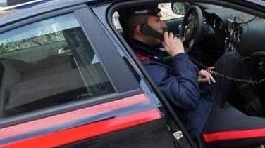 Rubati cellulari e dispositivi elettronici in un negozio di telefonia a San Miniato
