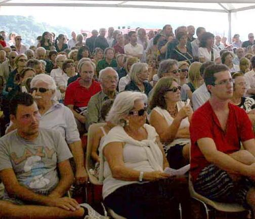 Il comitato per il Sì fuori dalla festa 
