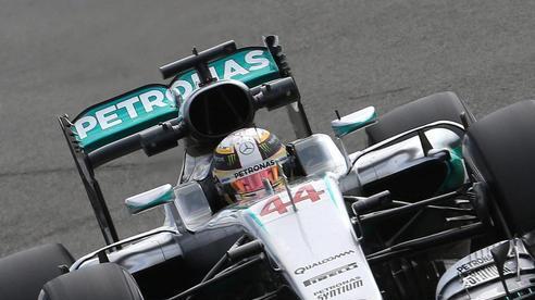 Hamilton e Rosberg Poi gli “umani” Vettel è undicesimo