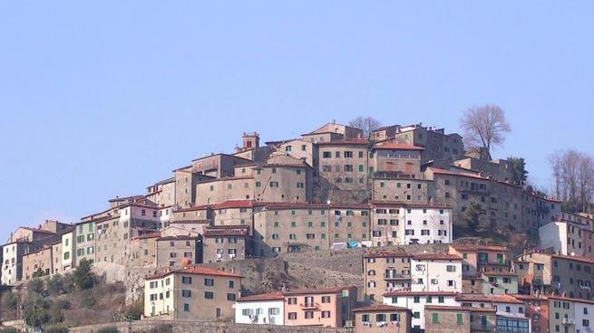 Vellano, il colle si anima Torna il raduno di moto e sidecar d’epoca
