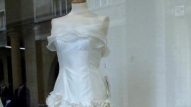 Un abito da sposa (foto d'archivio)