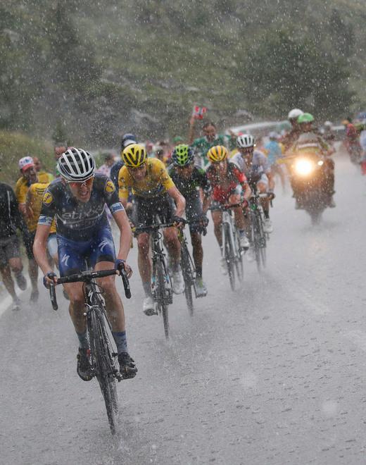 Dumoulin, un leone sotto la grandine Froome resta leader 