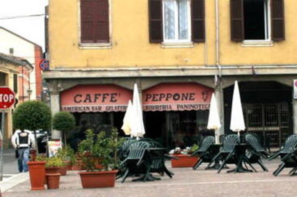 Svaligiato il Caffè Peppone Bottino di oltre mille euro 