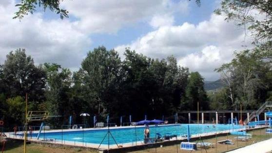 Cade dallo scivolo, grave ragazzino