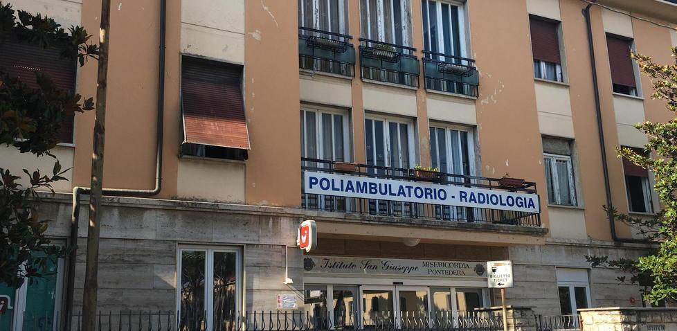 Misericordia, oggi visite gratuite in piazza Cavour 