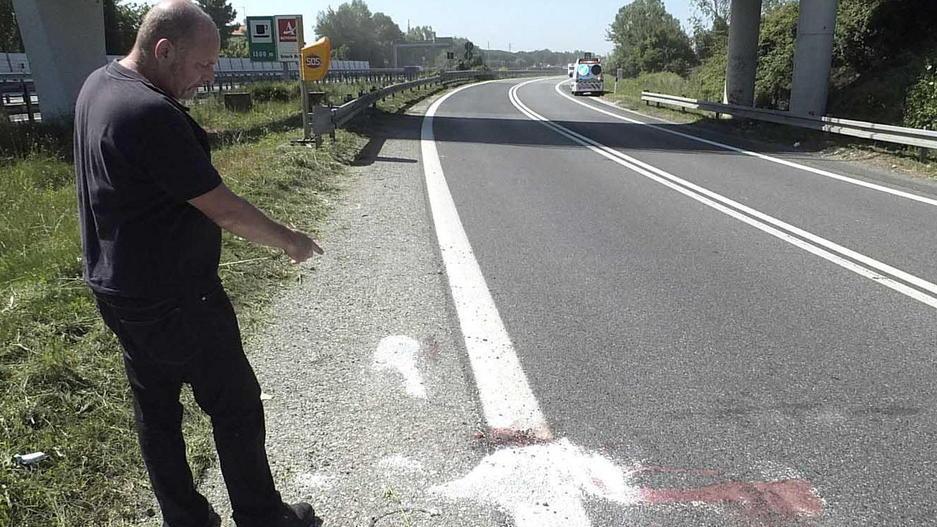 Schianto mortale contro il guard-rail