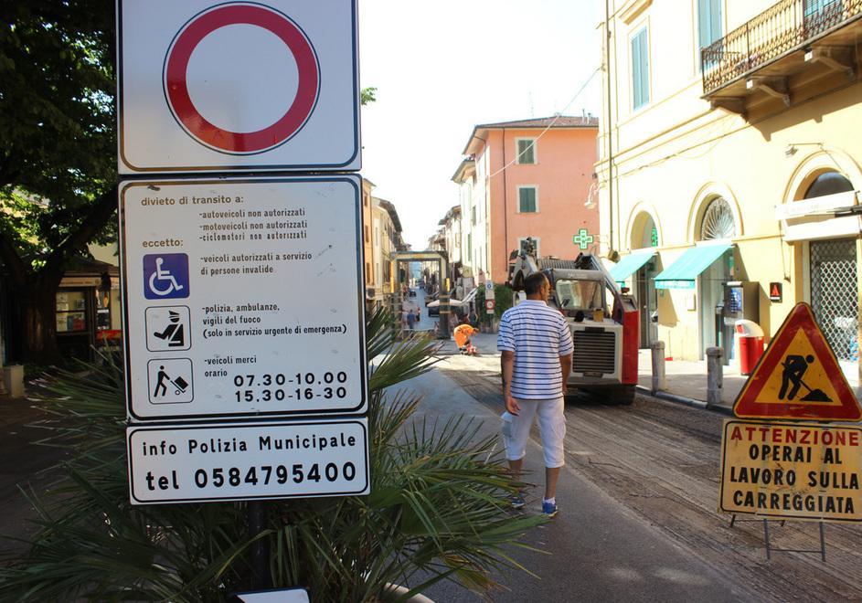 Nuovo asfalto nella Ztl all’insaputa dei cittadini
