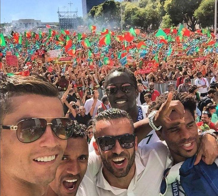 A Lisbona tutti pazzi per i nuovi eroi nazionali 