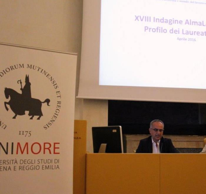 Università, a Modena ci si laurea prima 