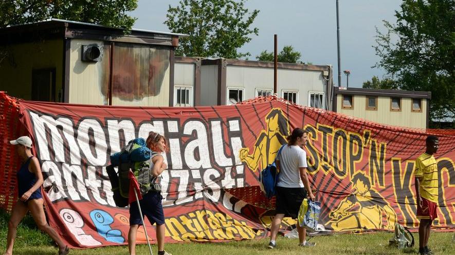 Castelfranco, preso a colpi di cintura al grido di “fascista”