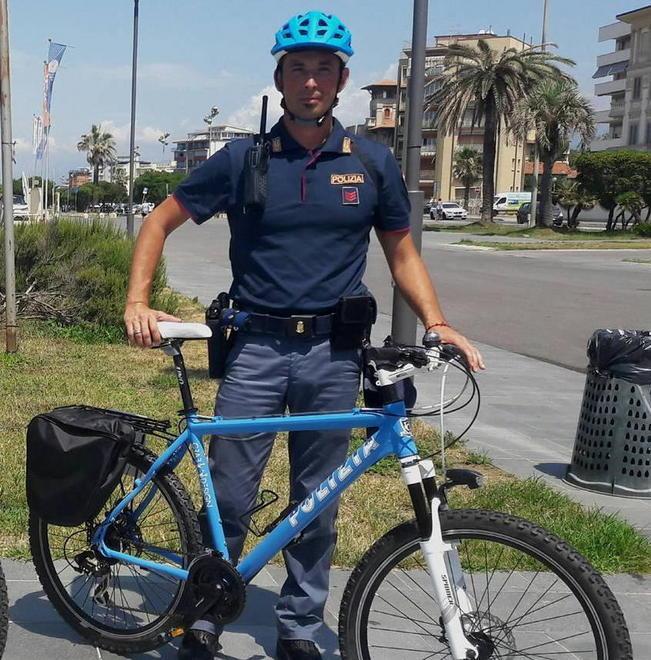 Agenti in bicicletta grazie al “regalo” dei balneari
