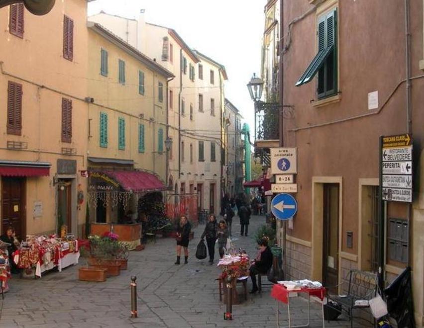 Puliamo il borgo cittadini uniti per l’ambiente