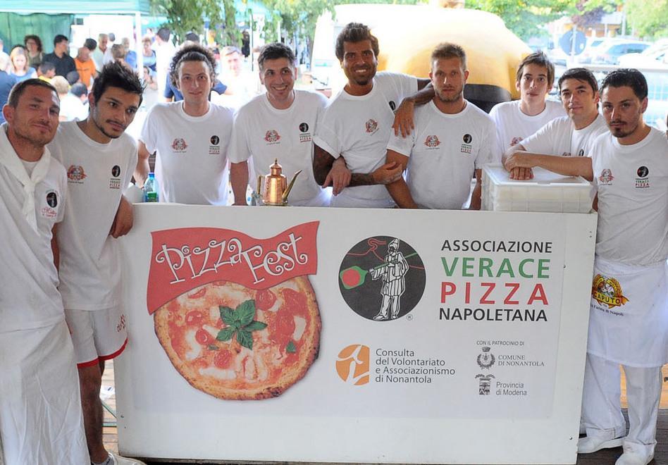 Mille pizze a sera per beneficenza 