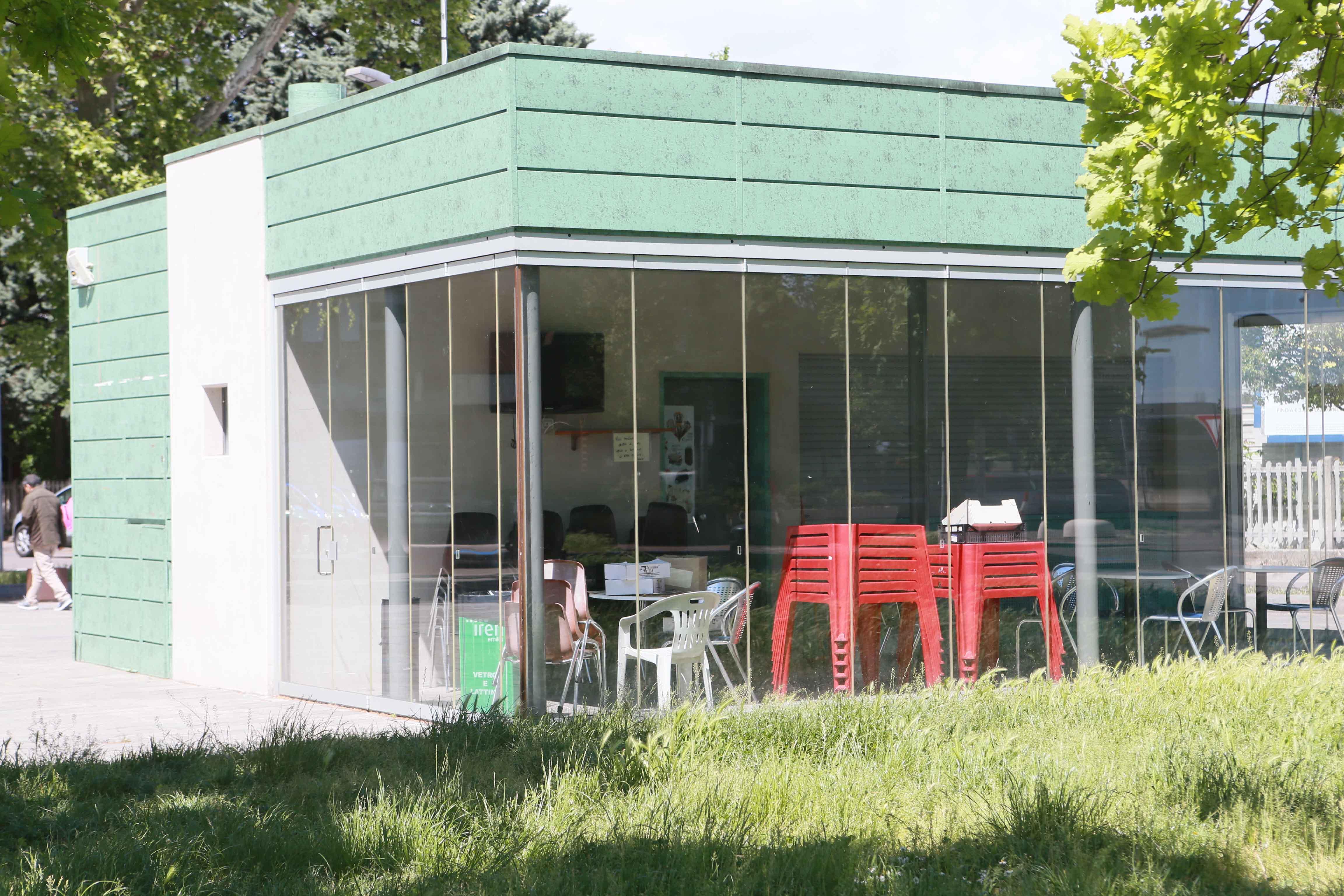Via Turri, riapre dopo otto mesi il Caffè Reggio 