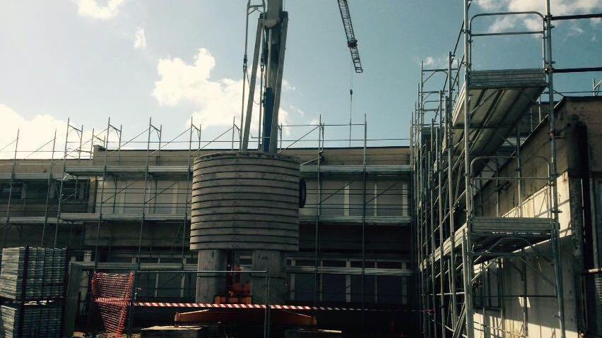 Il cantiere della scuola di Stabbia