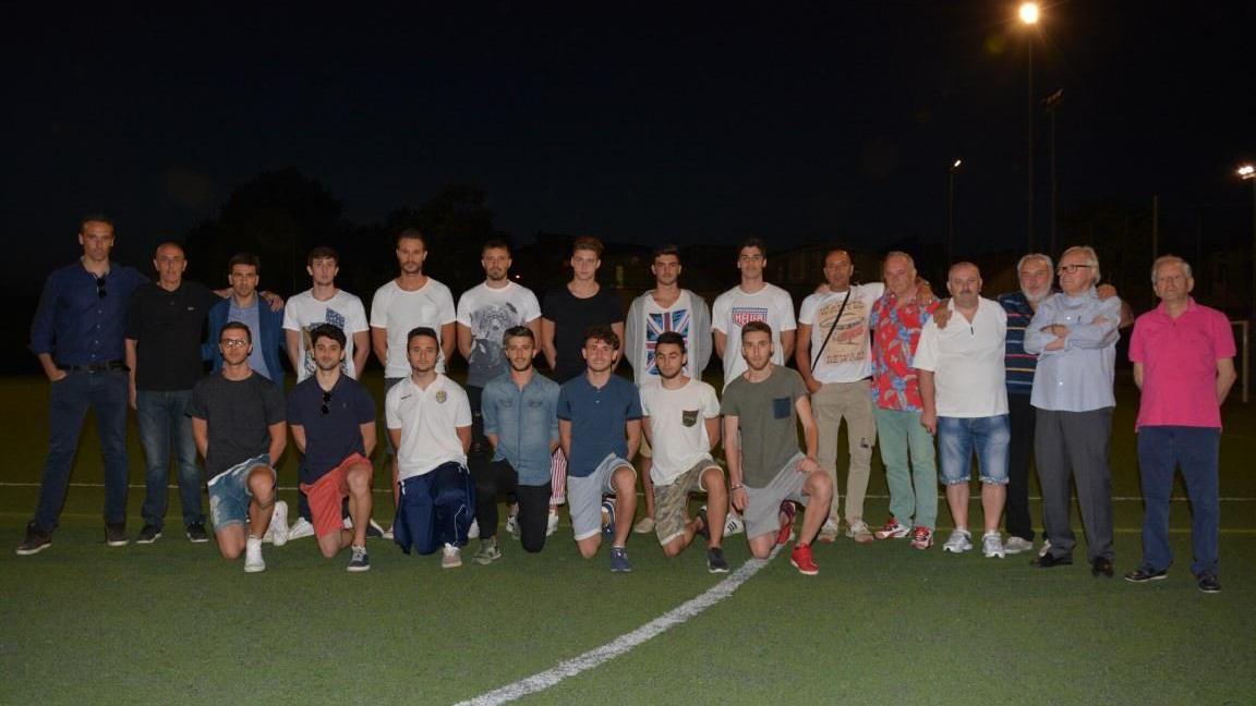 La prima squadra del Maliseti Tobbianese al completo