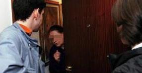«Siamo del gas». Svaligiano la casa 