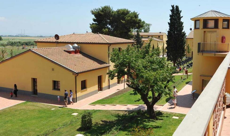 Assessore ai residenti: «Prevista una strada»