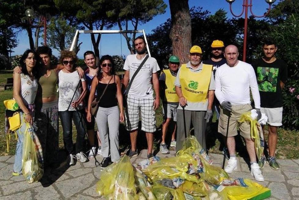 “Puliamo il Borgo” i volontari di nuovo in azione