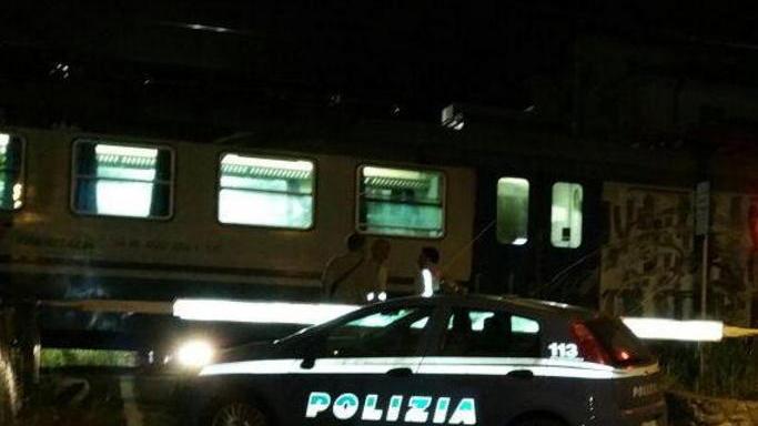 Tragedia sui binari confermata l’ipotesi del suicidio