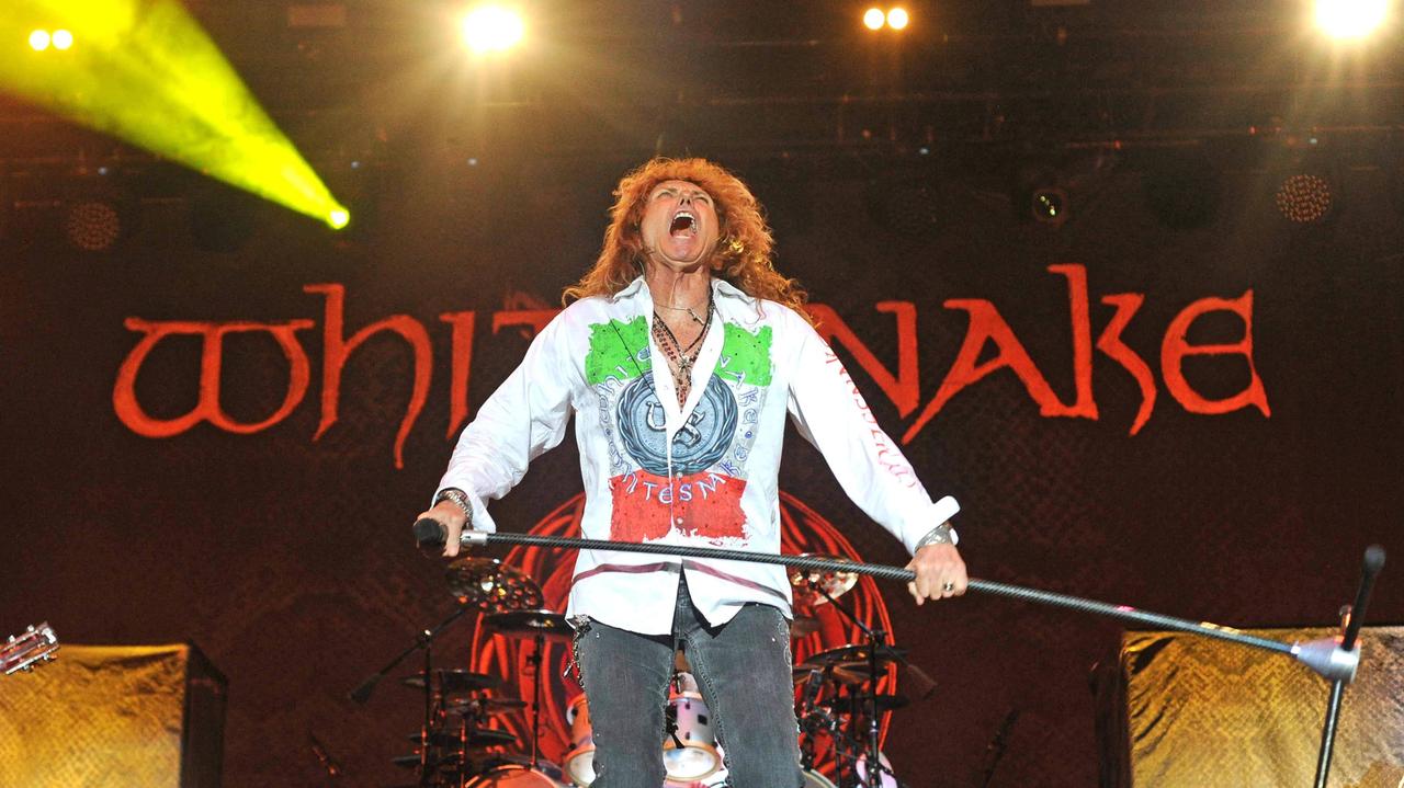 David Coverdale sul palco del Pistoia Blues (foto Gori)