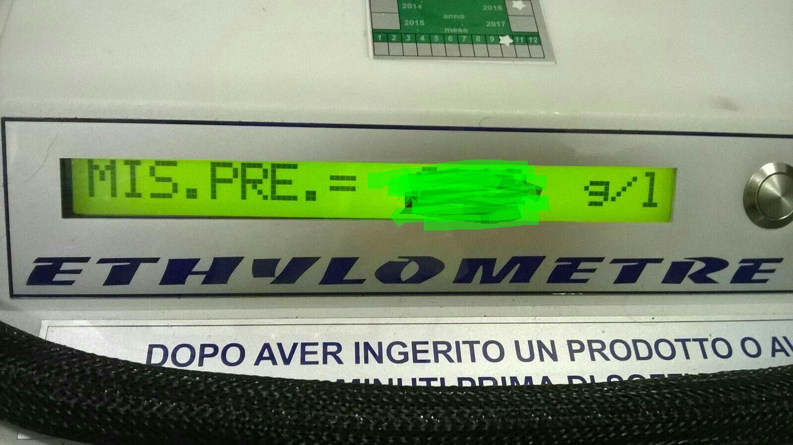 Cagliari, ubriaco guidava a zig zag in largo Carlo Felice: denunciato