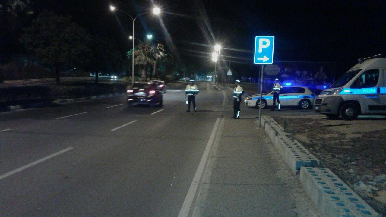 Cagliari, guidava senza aver mai preso la patente e senza assicurazione