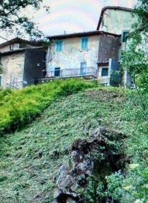 Arriva l’elicottero per la rete sulle mura