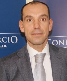 sbagliata l’idea di decentrare così si impoverisce il cuore cittadino