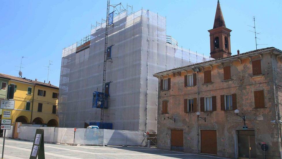 Ricostruzione post-sisma alla chiesa della Collegiata