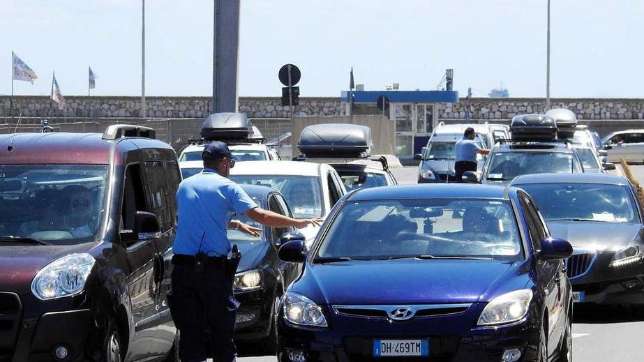 Weekend di superlavoro al porto