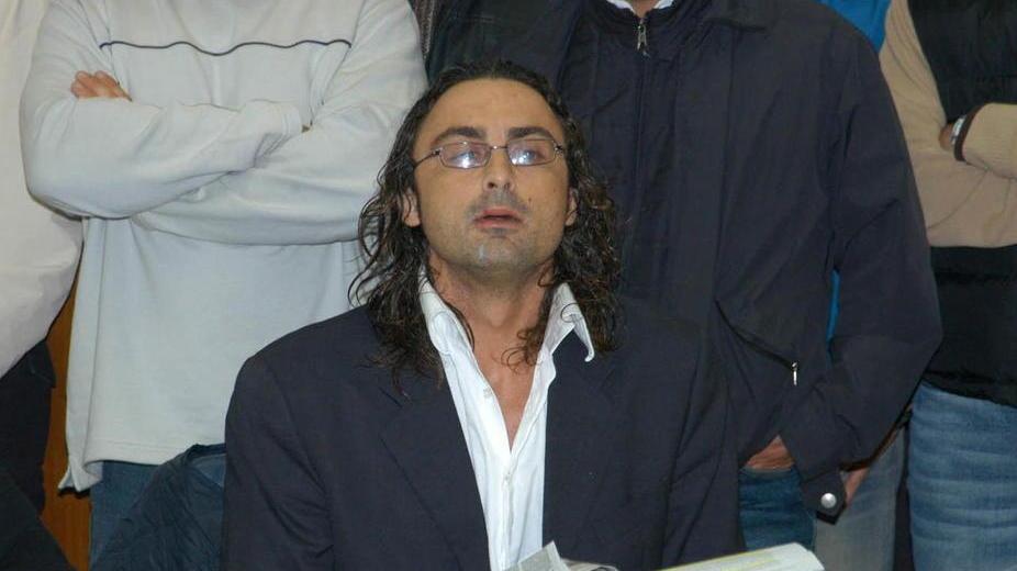 «Lambardi prenda atto del fallimento»